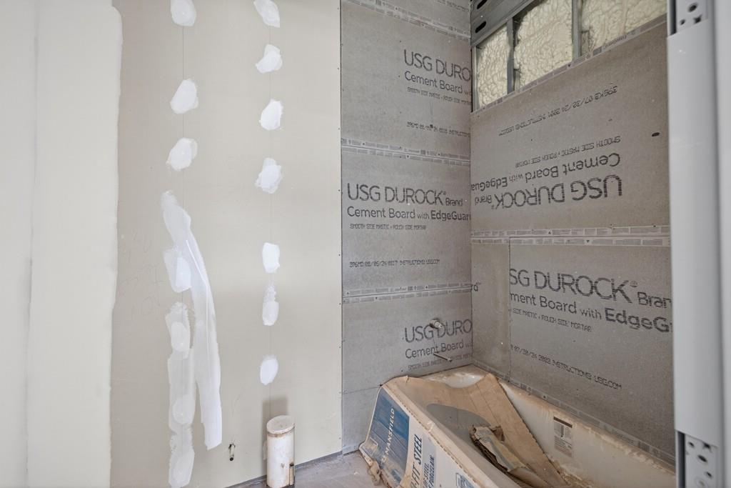 Loganville, Georgia, 30052, United States, 9 Bedrooms Bedrooms, ,10 BathroomsBathrooms,Residential,Active,1987241