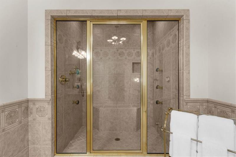 Alpharetta, Georgia, 30022, United States, 6 Bedrooms Bedrooms, ,9 BathroomsBathrooms,Residential,Active,2013446