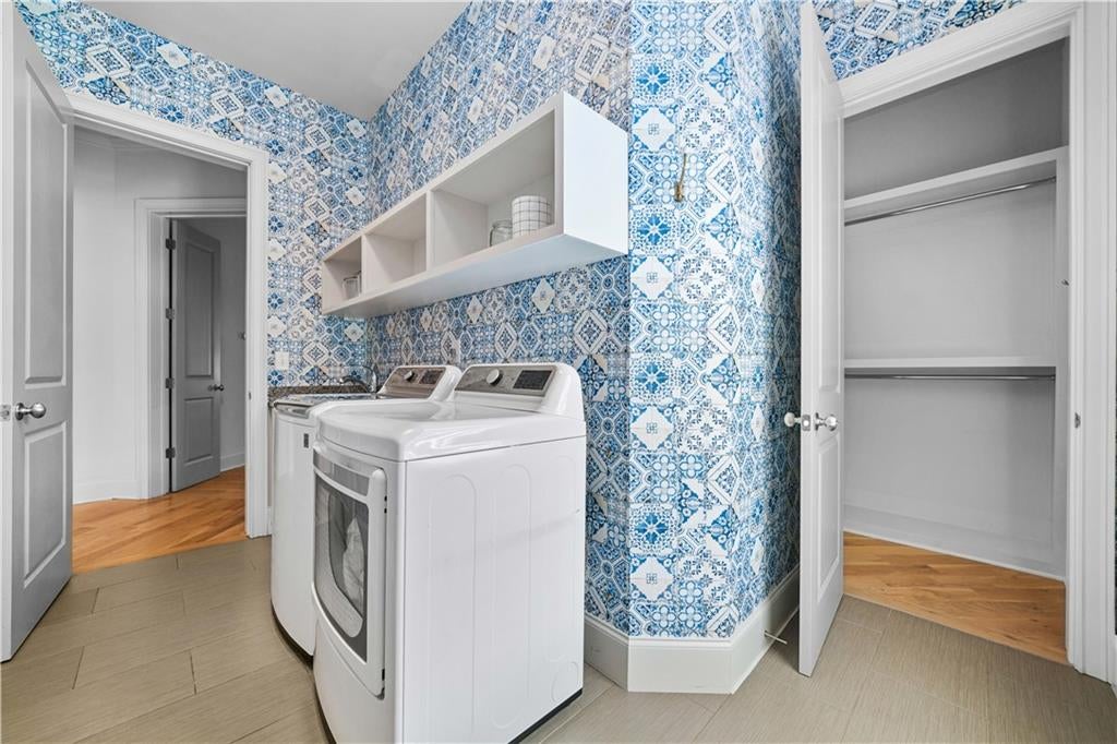 Milton, Georgia, 30004, United States, 5 Bedrooms Bedrooms, ,7 BathroomsBathrooms,Residential,Active,1894776