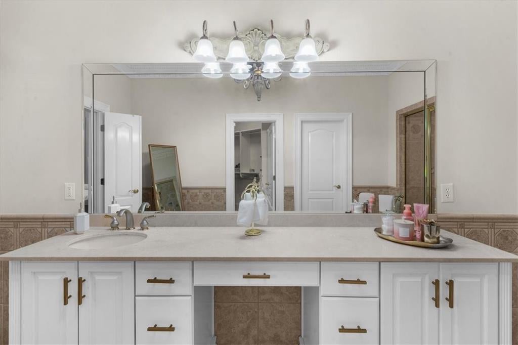 Alpharetta, Georgia, 30022, United States, ,9 BathroomsBathrooms,Residential,Active,1852691