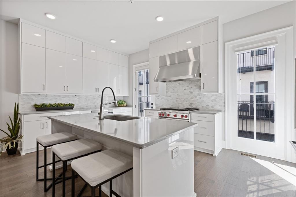 Atlanta, Georgia, 30308, United States, 3 Bedrooms Bedrooms, ,4 BathroomsBathrooms,Residential,Active,1969688