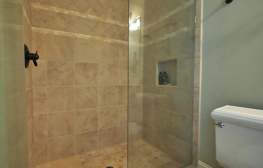 Ellijay, Georgia, 30536, United States, ,7 BathroomsBathrooms,Residential,Active,1824568