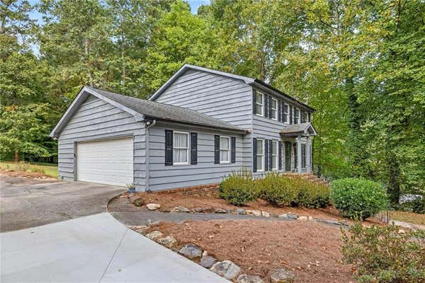 2254 PINE POINT DR, LAWRENCEVILLE, GA 30043, photo 3 of 36