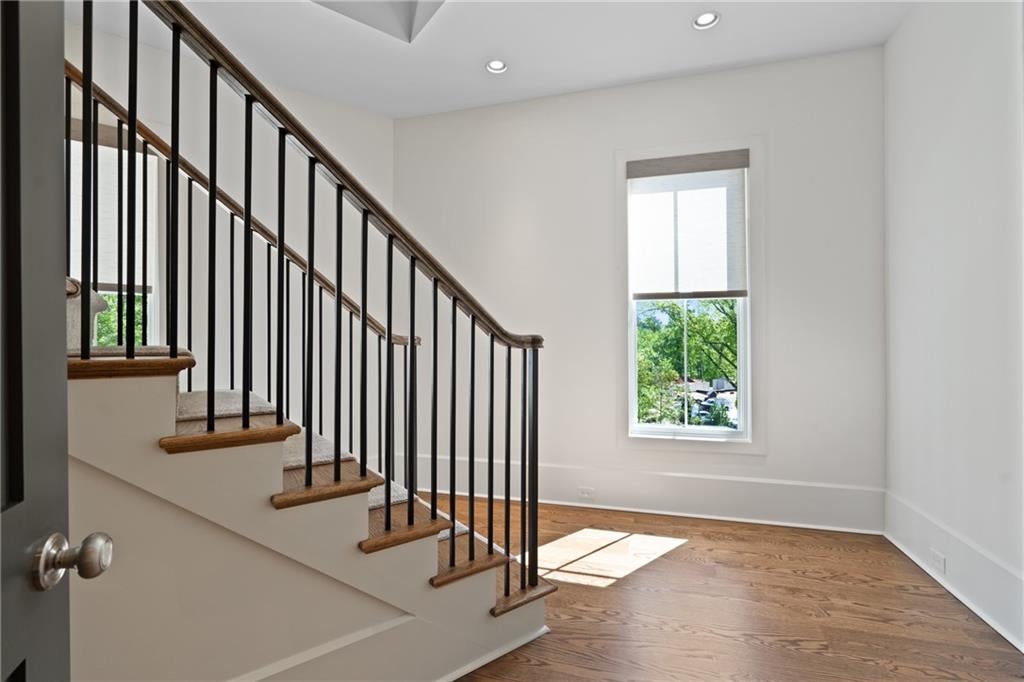 Johns Creek, Georgia, 30022, United States, ,6 BathroomsBathrooms,Residential,Active,1799401