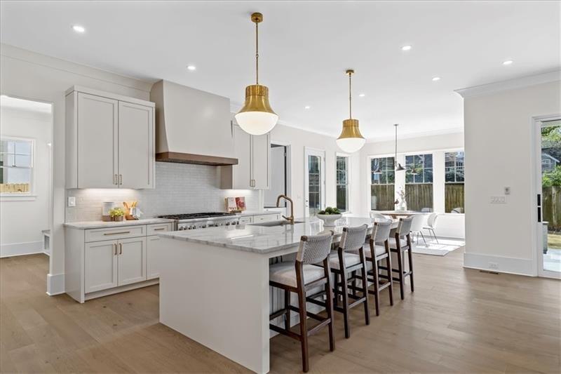 Atlanta, Georgia, 30309, United States, 4 Bedrooms Bedrooms, ,5 BathroomsBathrooms,Residential,Active,1997549