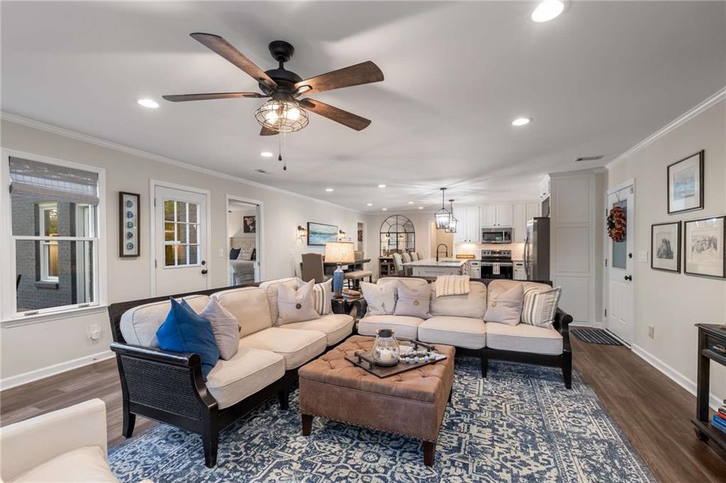 Buford, Georgia, 30518, United States, 5 Bedrooms Bedrooms, ,4 BathroomsBathrooms,Residential,Active,1764522