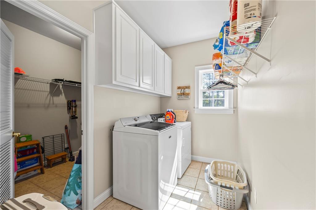 Monroe, Georgia, 30656, United States, 3 Bedrooms Bedrooms, ,5 BathroomsBathrooms,Residential,Active,1995266