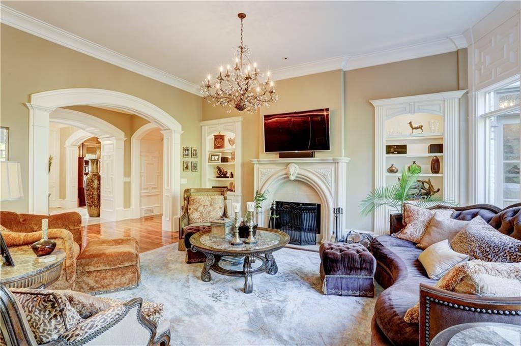 Atlanta, Georgia, 30339, United States, 5 Bedrooms Bedrooms, ,7 BathroomsBathrooms,Residential,Active,1936121