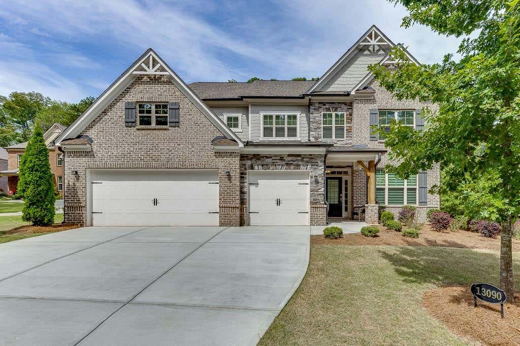 13090 FOX RD, ALPHARETTA, GA 30005, photo 1 of 58