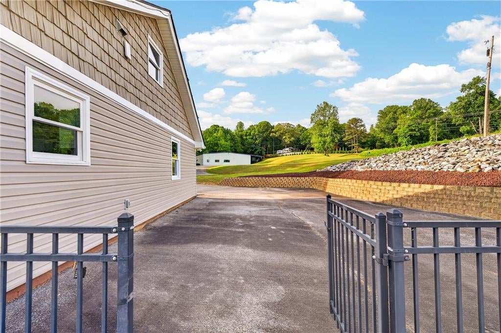 Dahlonega, Georgia, 30533, United States, 5 Bedrooms Bedrooms, ,4 BathroomsBathrooms,Residential,Active,2044539
