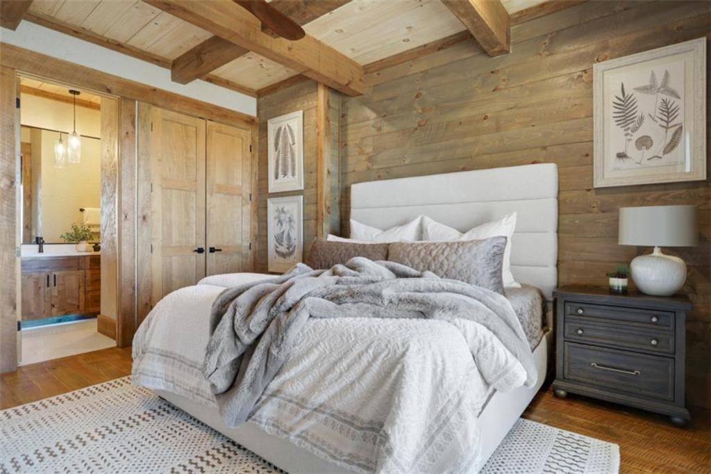 Mineral Bluff, Georgia, 30559, United States, 4 Bedrooms Bedrooms, ,4 BathroomsBathrooms,Residential,Active,2006866