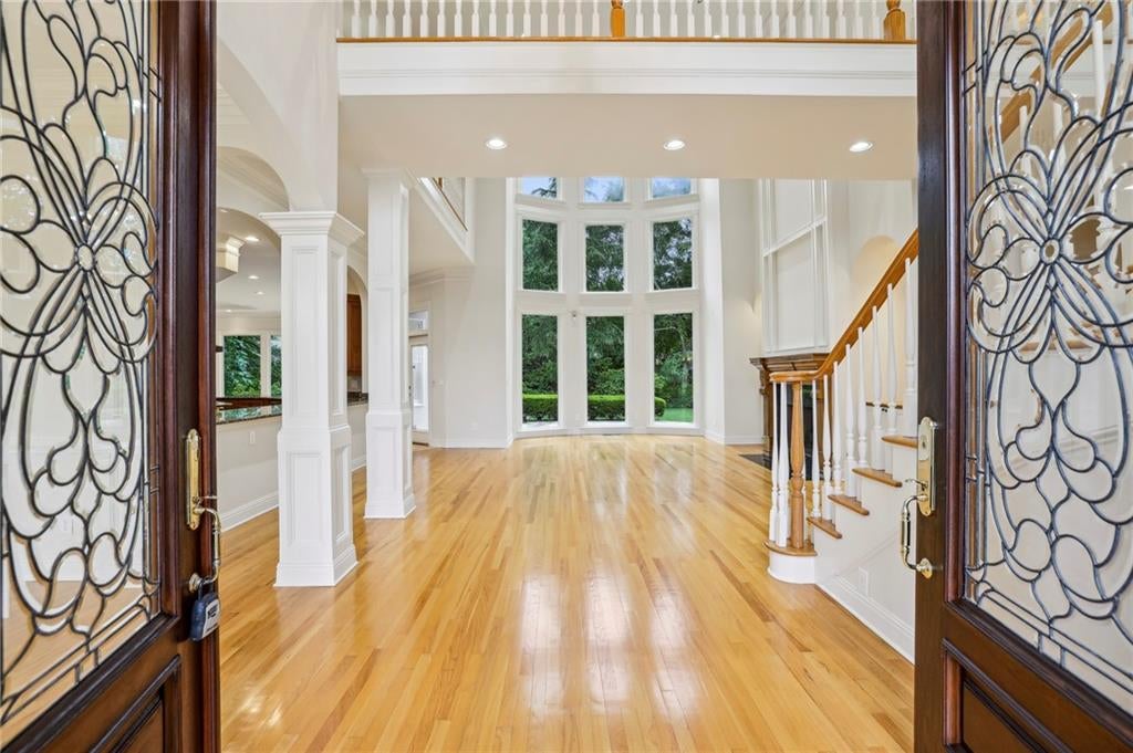 Marietta, Georgia, 30062, United States, 6 Bedrooms Bedrooms, ,6 BathroomsBathrooms,Residential,Active,1965815