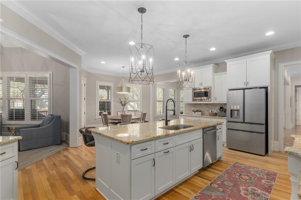 Peachtree Corners, Georgia, 30092, United States, 5 Bedrooms Bedrooms, ,4 BathroomsBathrooms,Residential,Active,1894514