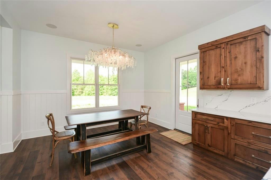 Waleska, Georgia, 30183, United States, ,5 BathroomsBathrooms,Residential,Active,1704235