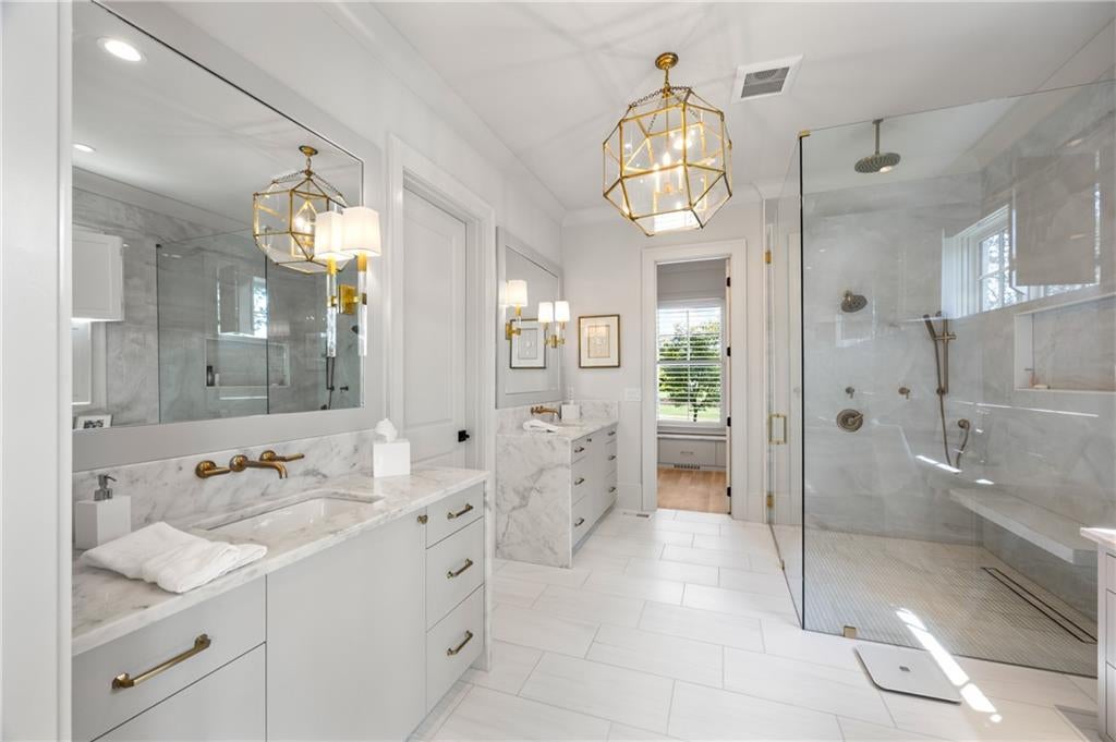 Alpharetta, Georgia, 30004, United States, 6 Bedrooms Bedrooms, ,8 BathroomsBathrooms,Residential,Active,1929413