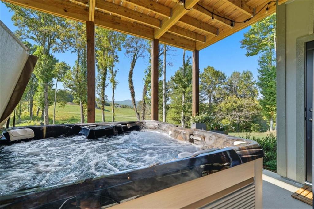 Morganton, Georgia, 30560, United States, 4 Bedrooms Bedrooms, ,4 BathroomsBathrooms,Residential,Active,2001047