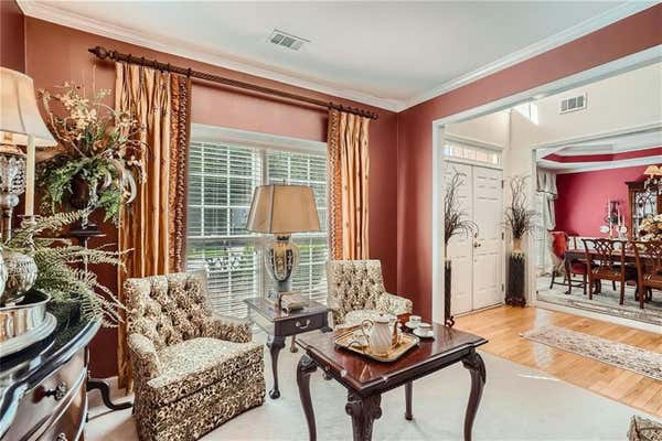 7123 GLEN COVE LN, STONE MOUNTAIN, GA 30087, photo 5 of 55