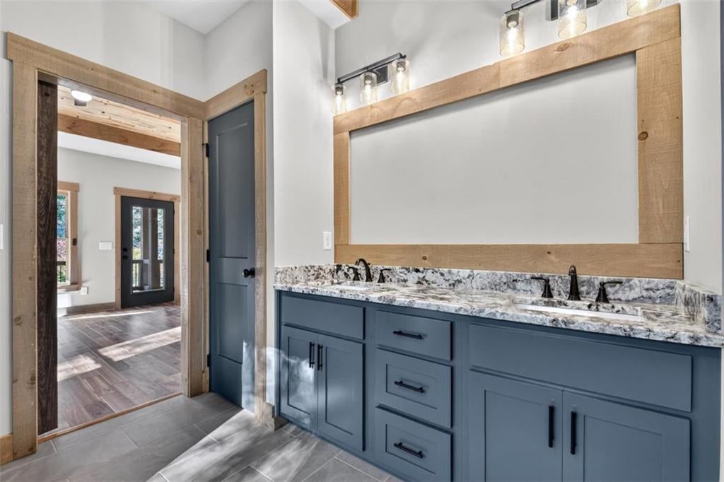 Ellijay, Georgia, 30540, United States, 4 Bedrooms Bedrooms, ,3 BathroomsBathrooms,Residential,Active,1972201