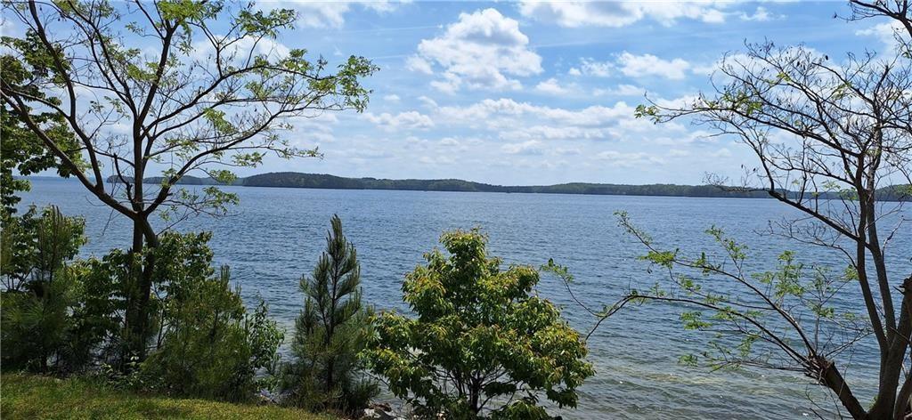 Cumming, Georgia, 30041, United States, 5 Bedrooms Bedrooms, ,4 BathroomsBathrooms,Residential,Active,1859384