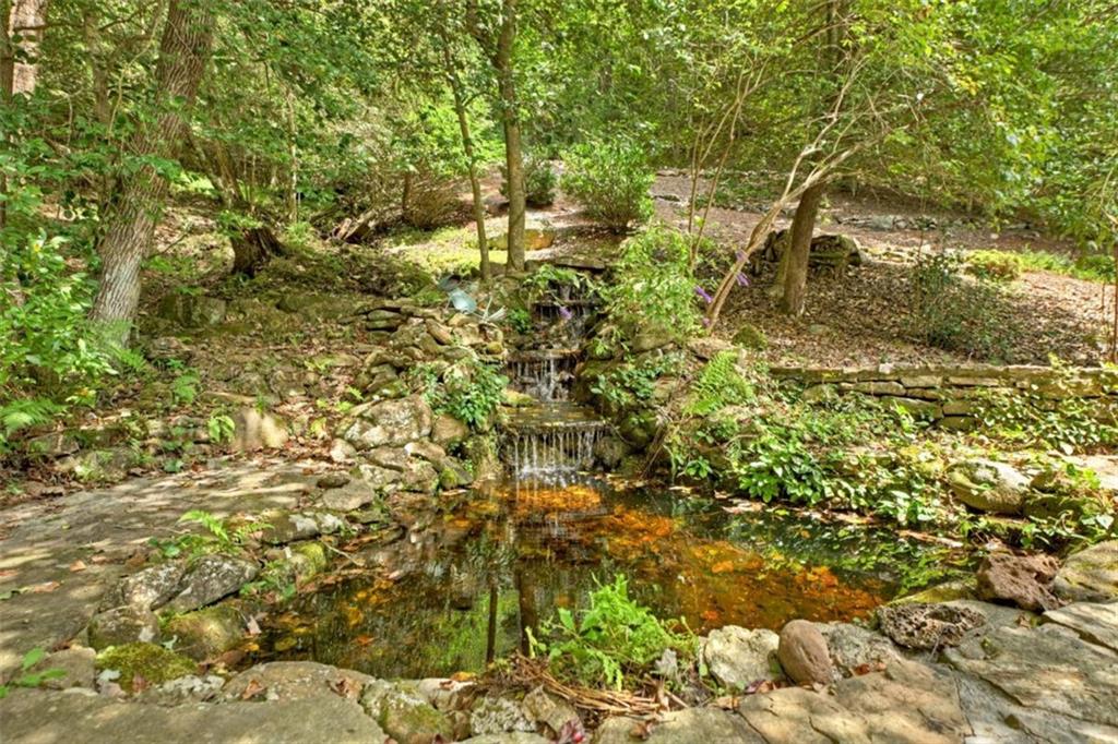 Ellijay, Georgia, 30536, United States, 3 Bedrooms Bedrooms, ,5 BathroomsBathrooms,Residential,Active,1933729