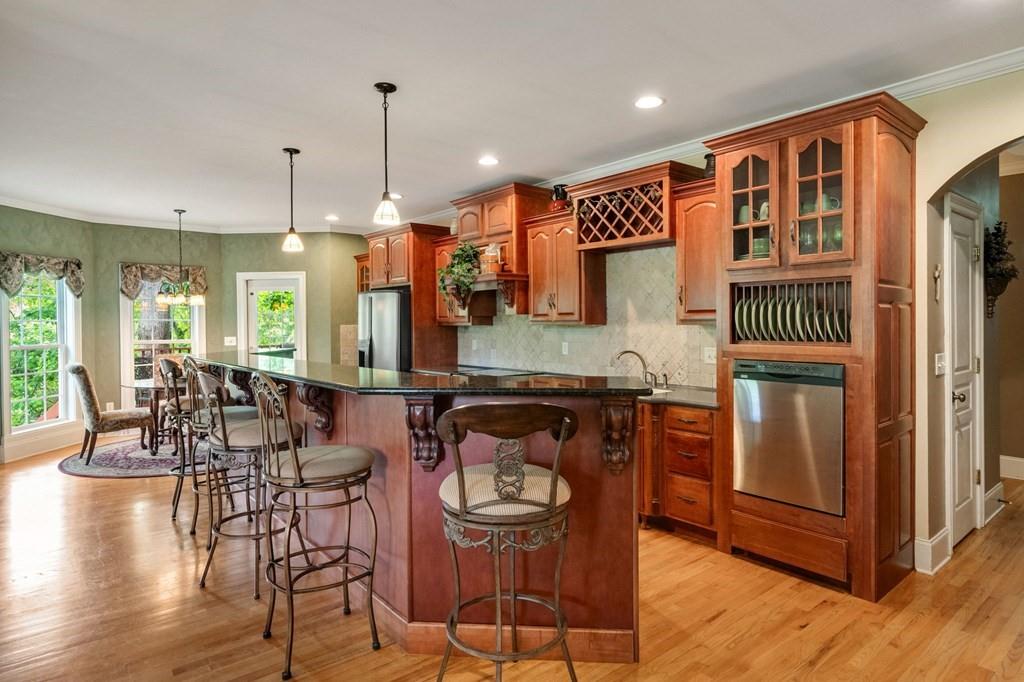 Ellijay, Georgia, 30536, United States, 3 Bedrooms Bedrooms, ,3 BathroomsBathrooms,Residential,Active,1953416