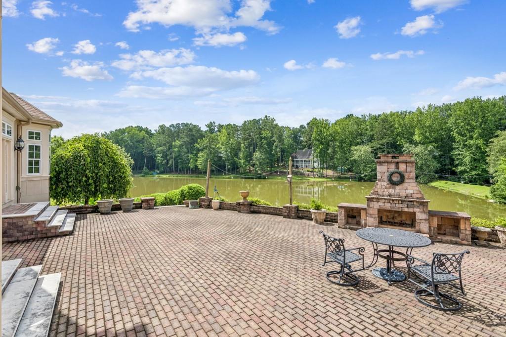 Canton, Georgia, 30115, United States, 5 Bedrooms Bedrooms, ,6 BathroomsBathrooms,Residential,Active,1862827