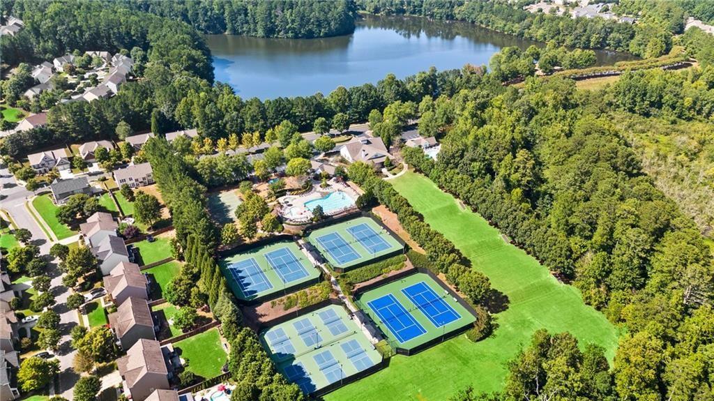 Canton, Georgia, 30115, United States, 7 Bedrooms Bedrooms, ,4 BathroomsBathrooms,Residential,Active,1936414