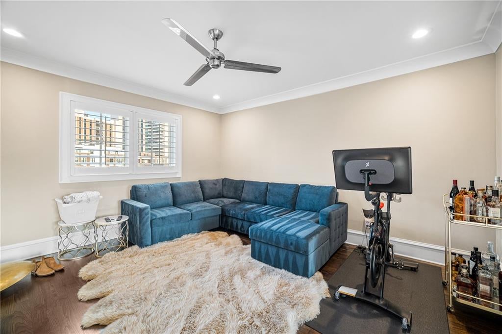 Atlanta, Georgia, 30319, United States, 3 Bedrooms Bedrooms, ,5 BathroomsBathrooms,Residential,Active,1997564