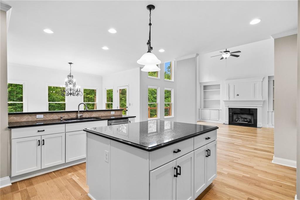 Canton, Georgia, 30115, United States, 6 Bedrooms Bedrooms, ,6 BathroomsBathrooms,Residential,Active,1987231