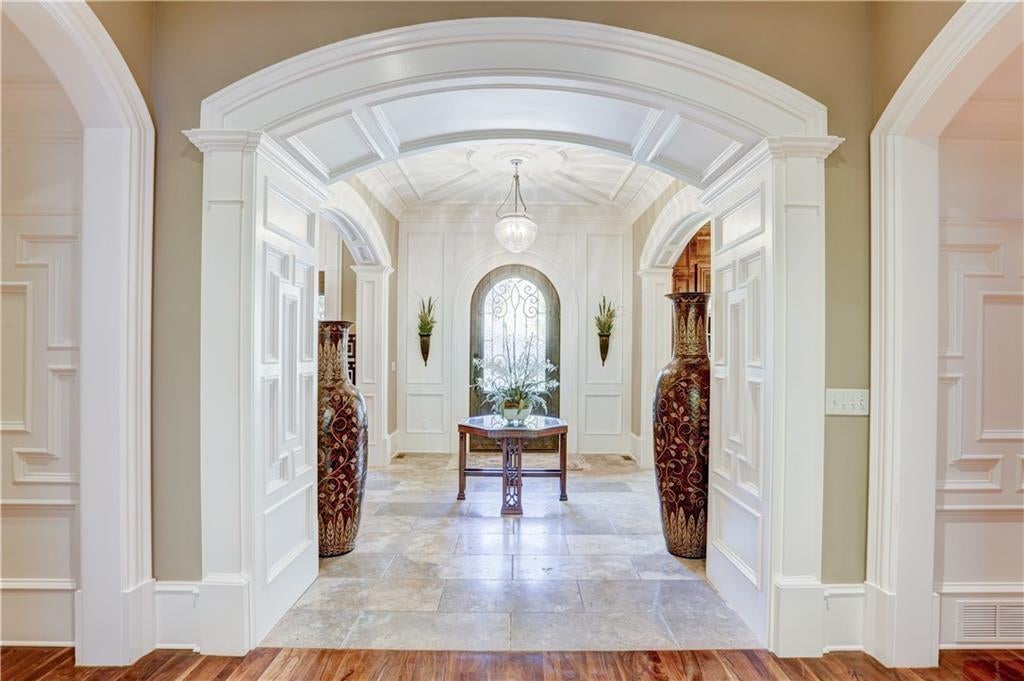 Atlanta, Georgia, 30339, United States, 5 Bedrooms Bedrooms, ,7 BathroomsBathrooms,Residential,Active,1936121