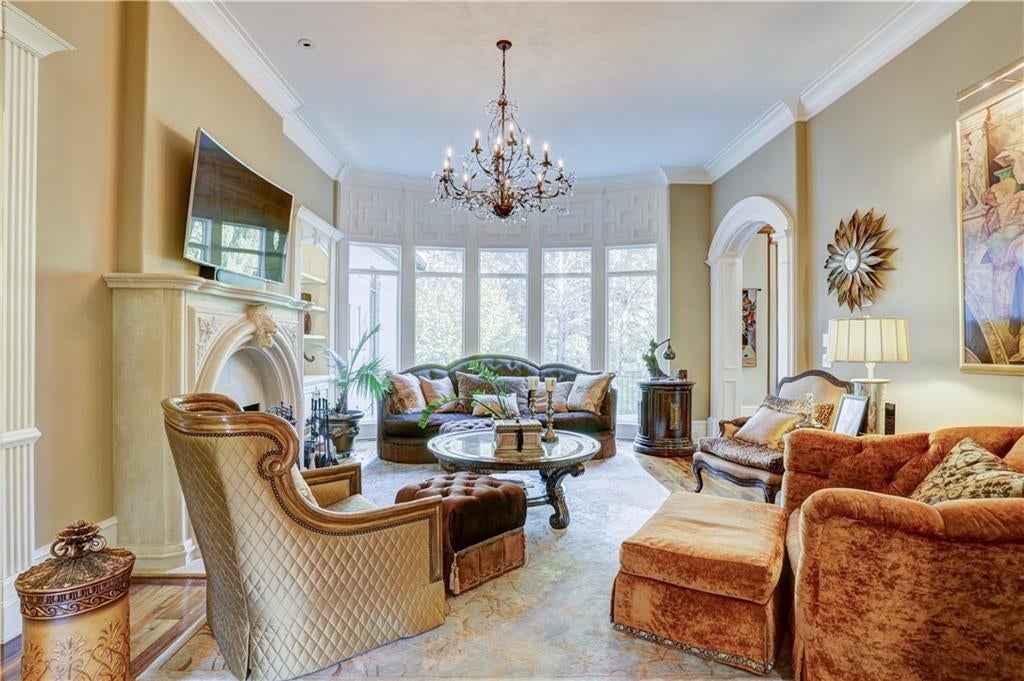 Atlanta, Georgia, 30339, United States, 5 Bedrooms Bedrooms, ,7 BathroomsBathrooms,Residential,Active,1936121