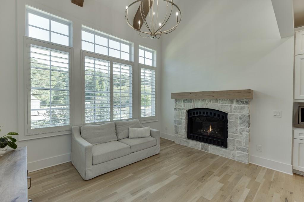 Flowery Branch, Georgia, 30542, United States, 4 Bedrooms Bedrooms, ,6 BathroomsBathrooms,Residential,Active,1999935