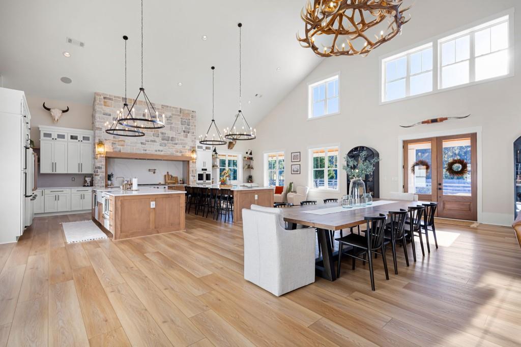 Rydal, Georgia, 30171, United States, 5 Bedrooms Bedrooms, ,5 BathroomsBathrooms,Residential,Active,1987269