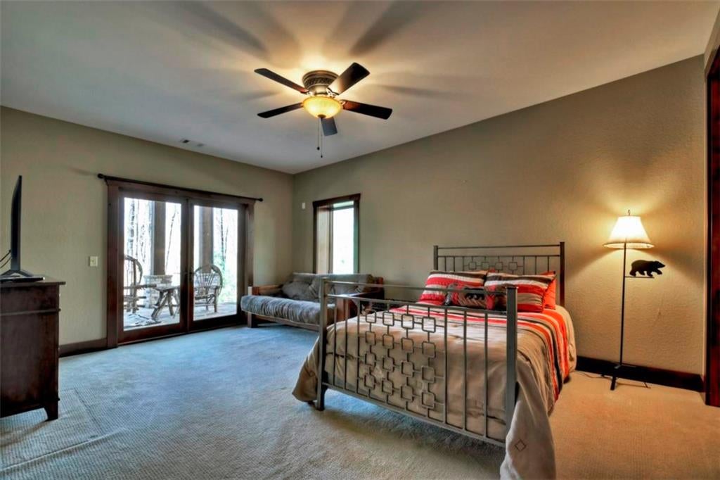 Ellijay, Georgia, 30536, United States, 5 Bedrooms Bedrooms, ,6 BathroomsBathrooms,Residential,Active,1954428