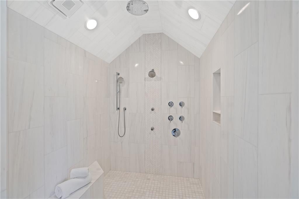 Johns Creek, Georgia, 30022, United States, ,6 BathroomsBathrooms,Residential,Active,1799401