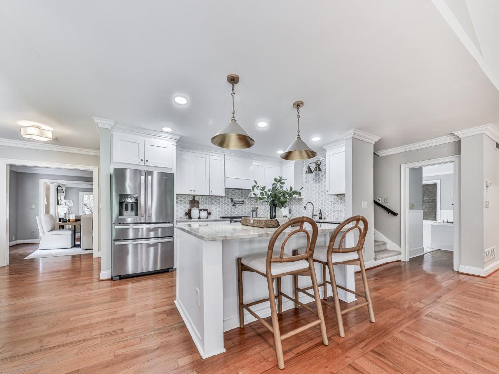 Atlanta, Georgia, 30305, United States, 5 Bedrooms Bedrooms, ,6 BathroomsBathrooms,Residential,Active,1988481