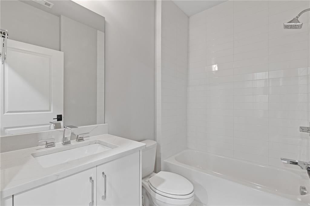 Atlanta, Georgia, 30308, United States, 3 Bedrooms Bedrooms, ,4 BathroomsBathrooms,Residential,Active,1969688