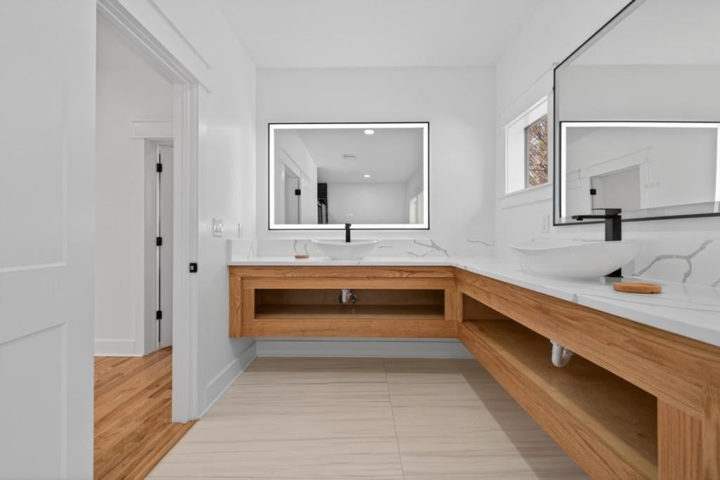 Norcross, Georgia, 30071, United States, 6 Bedrooms Bedrooms, ,5 BathroomsBathrooms,Residential,Active,2009827