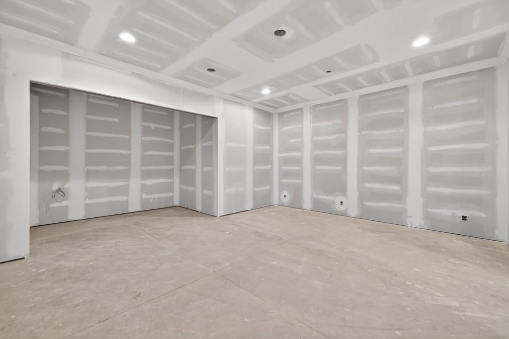 Loganville, Georgia, 30052, United States, 9 Bedrooms Bedrooms, ,10 BathroomsBathrooms,Residential,Active,1987241