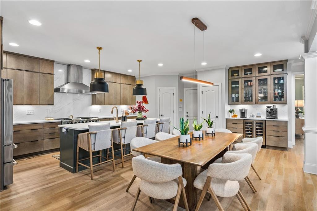 Flowery Branch, Georgia, 30542, United States, 6 Bedrooms Bedrooms, ,5 BathroomsBathrooms,Residential,Active,1971784