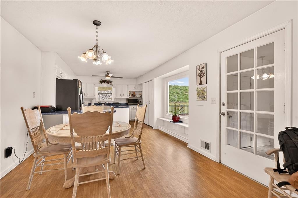 Dahlonega, Georgia, 30533, United States, 5 Bedrooms Bedrooms, ,4 BathroomsBathrooms,Residential,Active,2044539