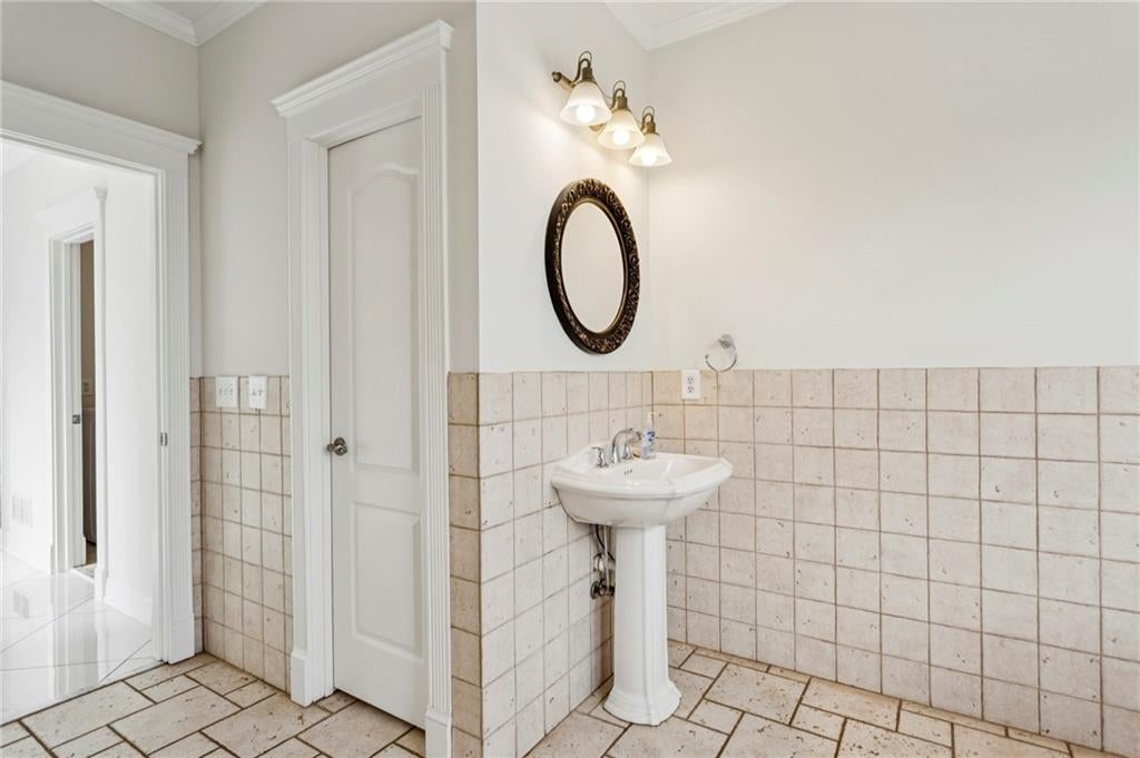 Taylorsville, Georgia, 30178, United States, 5 Bedrooms Bedrooms, ,6 BathroomsBathrooms,Residential,Active,1953004