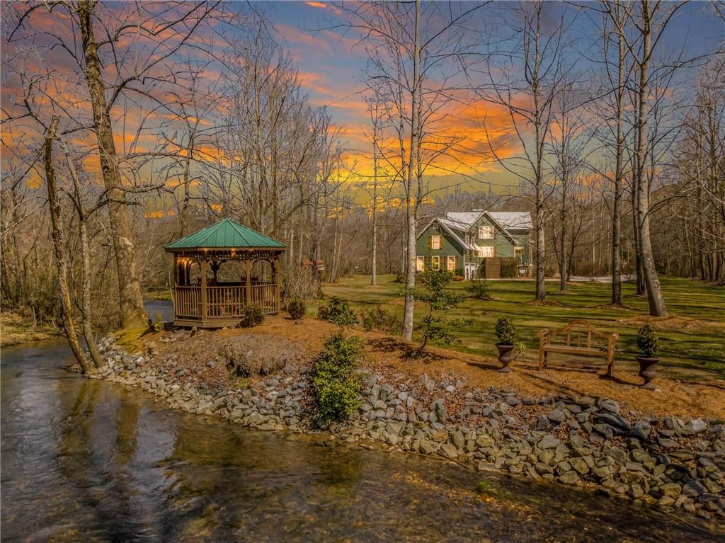 Ellijay, Georgia, 30540, United States, 4 Bedrooms Bedrooms, ,3 BathroomsBathrooms,Residential,Active,1968102