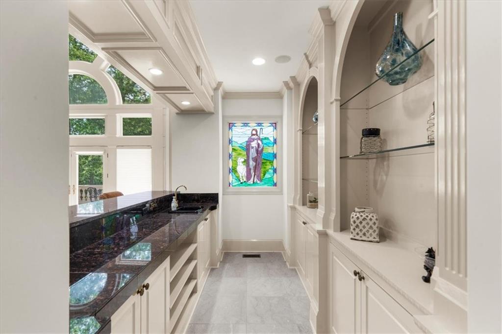 Alpharetta, Georgia, 30022, United States, ,9 BathroomsBathrooms,Residential,Active,1852691