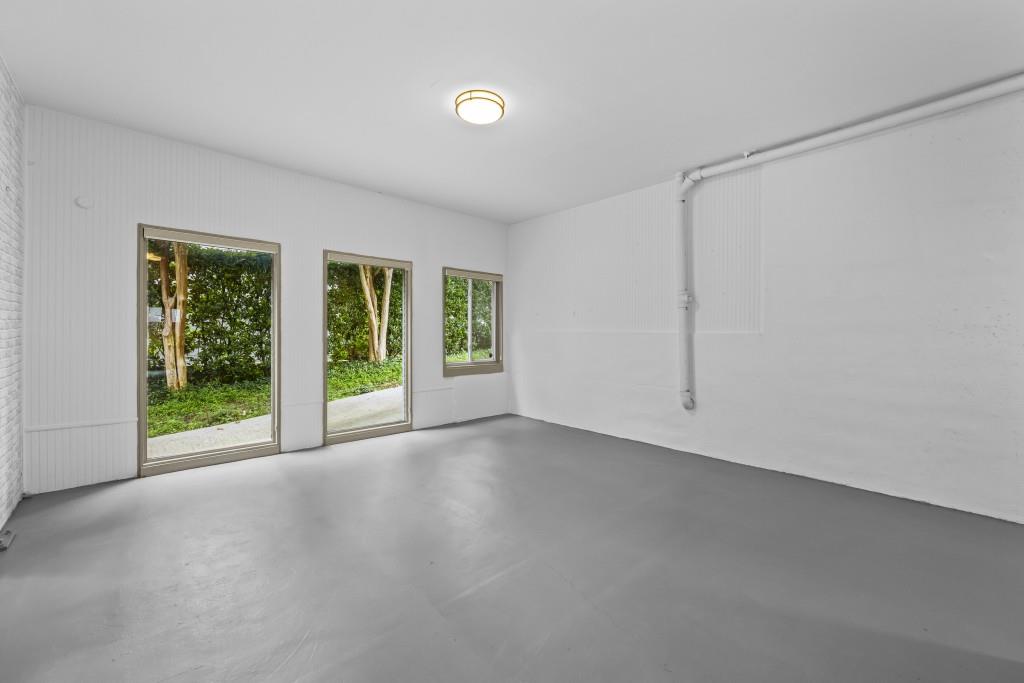 Atlanta, Georgia, 30306, United States, 4 Bedrooms Bedrooms, ,5 BathroomsBathrooms,Residential,Active,1964278