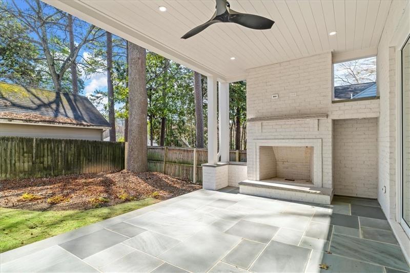 Atlanta, Georgia, 30309, United States, 4 Bedrooms Bedrooms, ,5 BathroomsBathrooms,Residential,Active,1997549