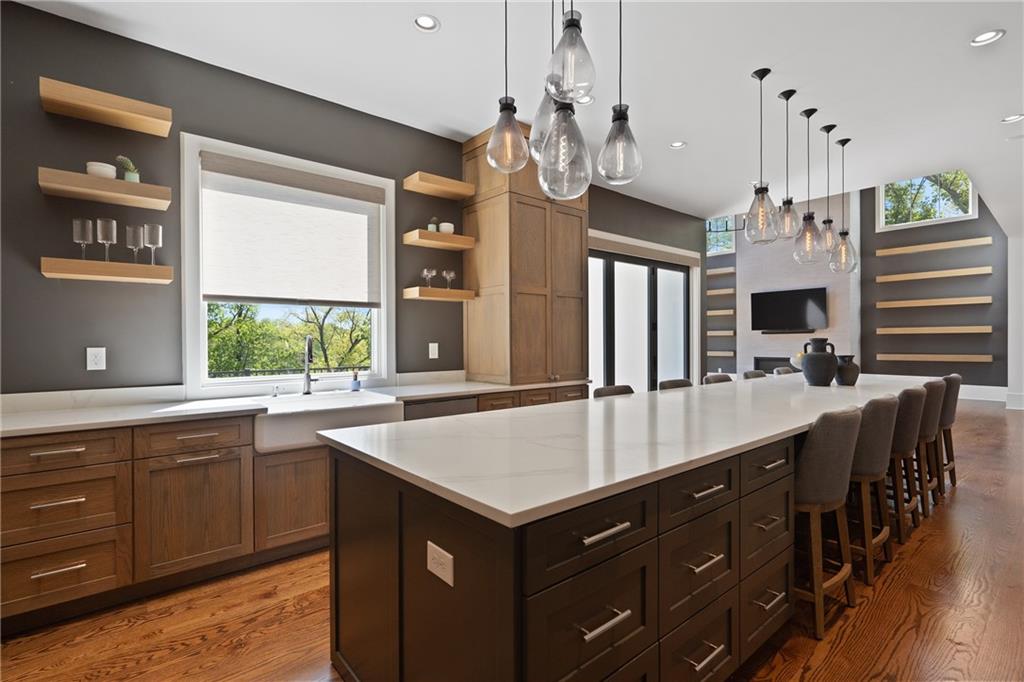 Johns Creek, Georgia, 30022, United States, ,6 BathroomsBathrooms,Residential,Active,1799401