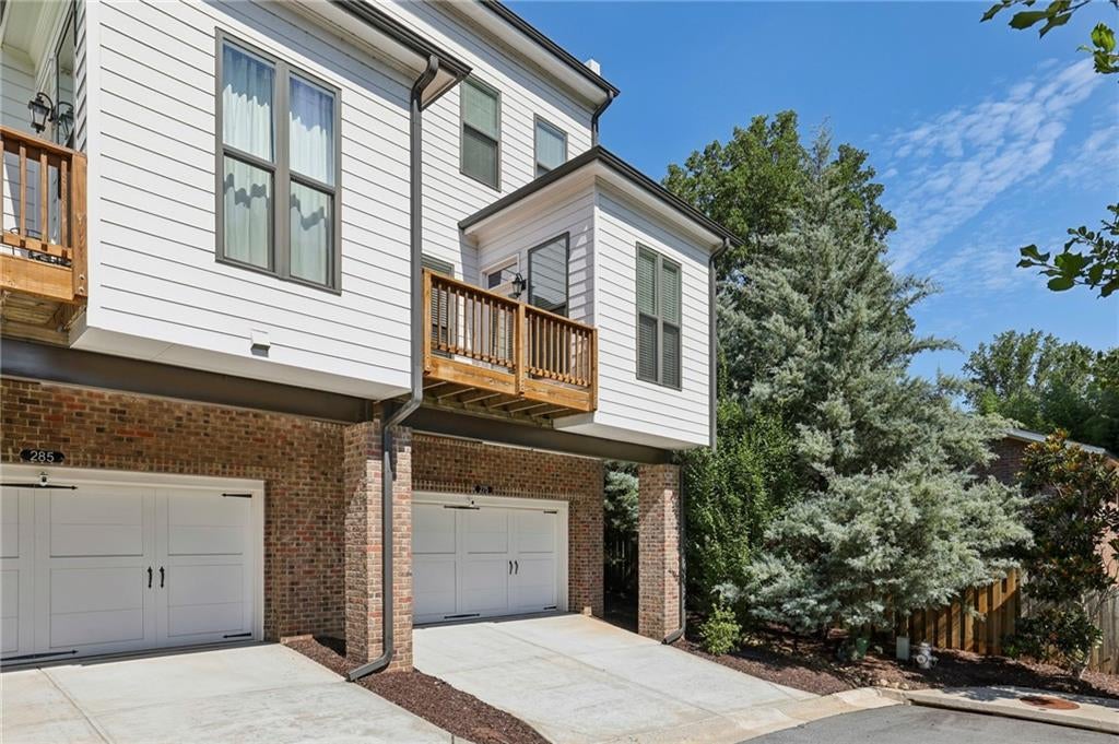 Alpharetta, Georgia, 30009, United States, 3 Bedrooms Bedrooms, ,4 BathroomsBathrooms,Residential,Active,1899879