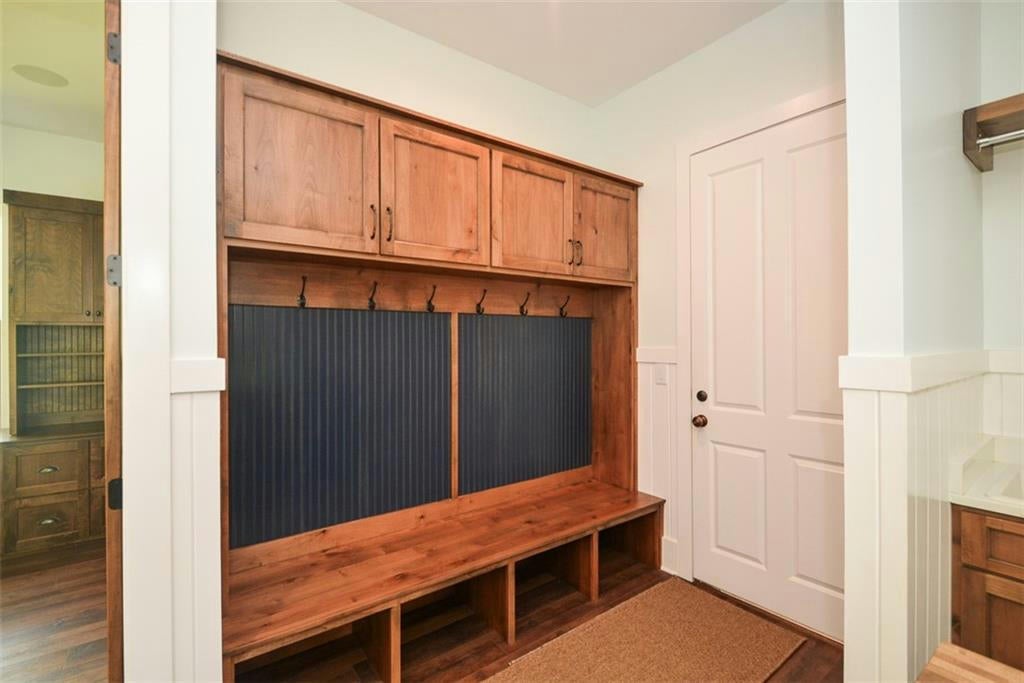 Waleska, Georgia, 30183, United States, ,5 BathroomsBathrooms,Residential,Active,1704235