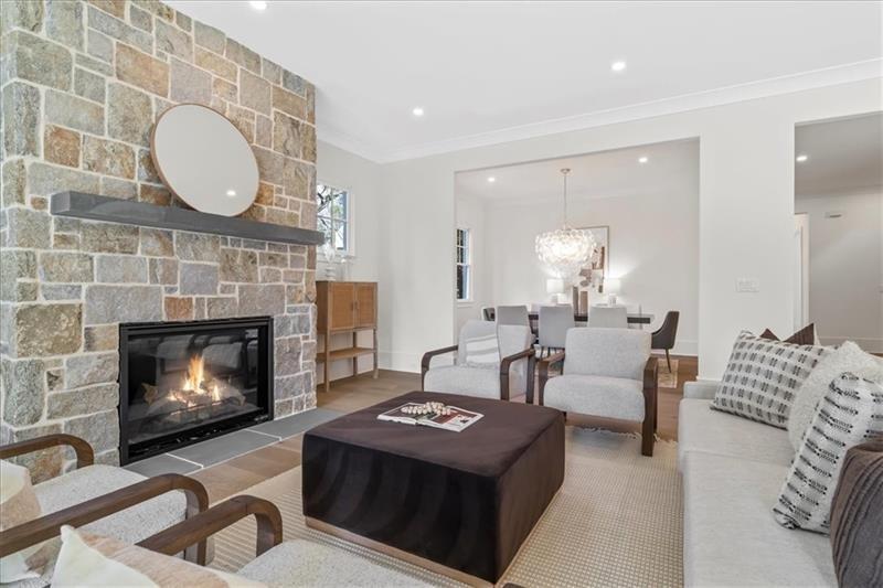 Atlanta, Georgia, 30309, United States, 4 Bedrooms Bedrooms, ,5 BathroomsBathrooms,Residential,Active,1997549